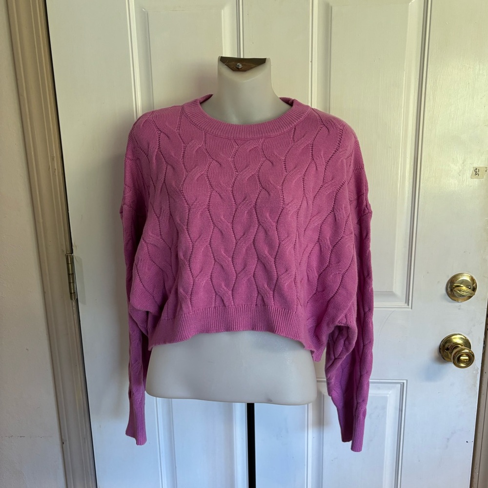 NWT Med Jr. Pink Rose Orchid Child cropped oversized sweater.  Retail 40.00.